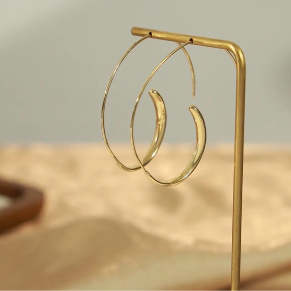Gold-Plated Copper Open Hoop Earrings - Picture 6 of 9